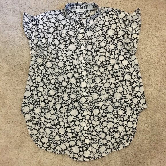 Denver Hayes B&W Floral Chiffon Flutter Sleeve Tie Hem Button Up Blouse - Picture 12 of 16